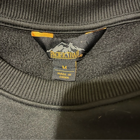 Pacific Trail black fitted sweatshirt with pouch pocket Medium - Picture 7 of 8